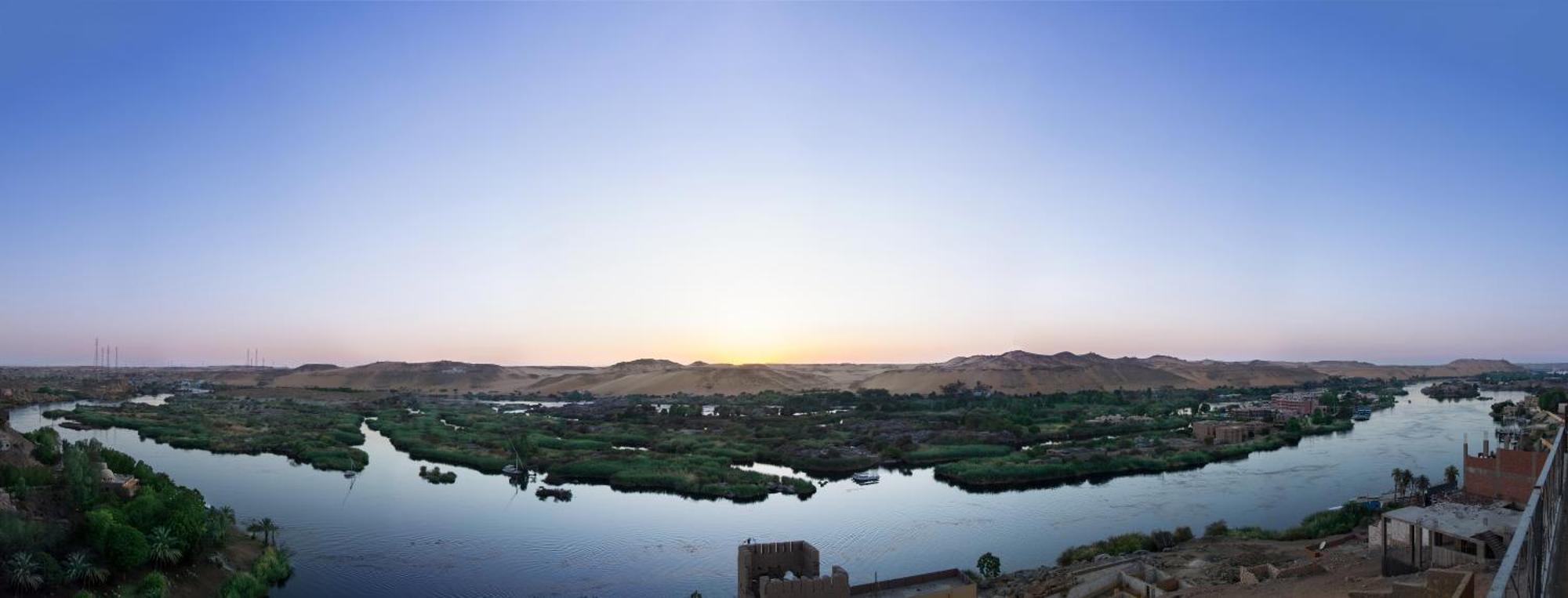 Aswan Nile Palace Exterior photo