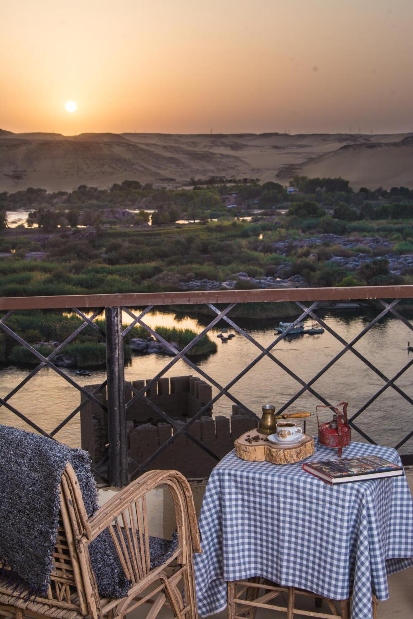 Aswan Nile Palace Exterior photo