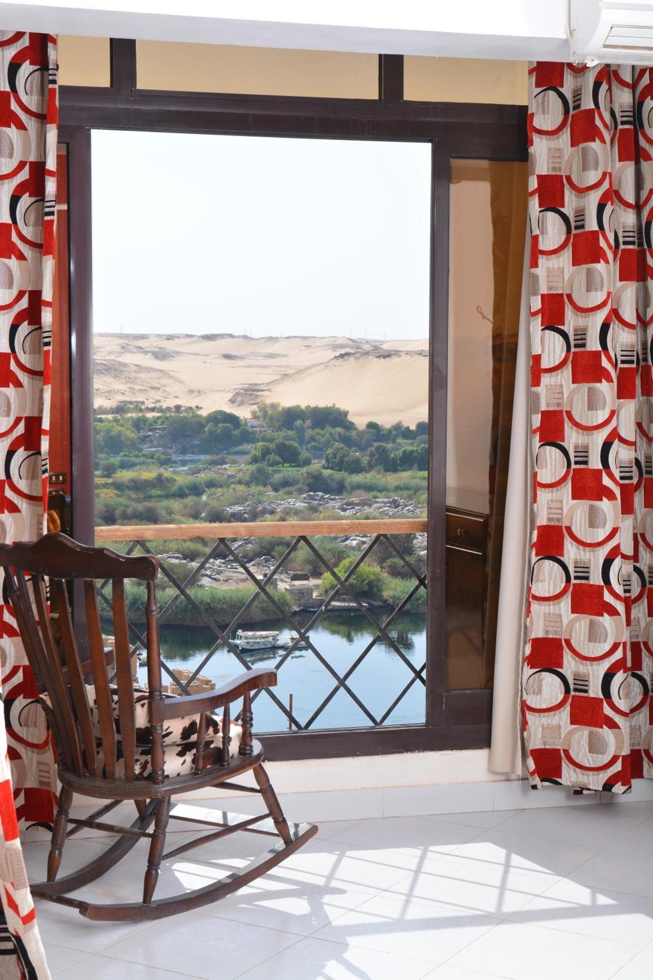 Aswan Nile Palace Exterior photo